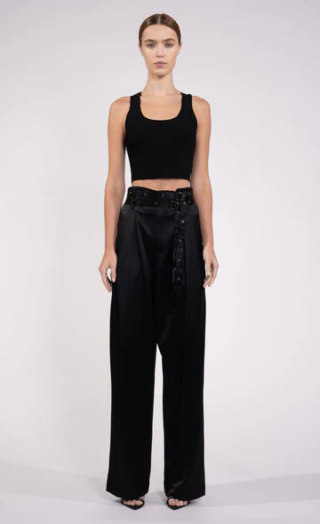 Eve Crop | With its flattering scoop neck design, this crop top not only complements your figure but also ensures comfortable and chic wear | Coretrade Boca Raton, FL. 